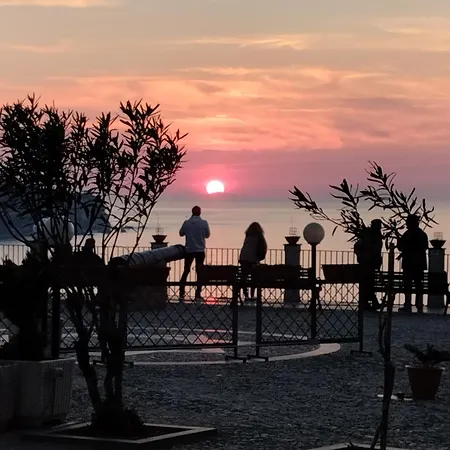 לינה וארוחת בוקר Olympus